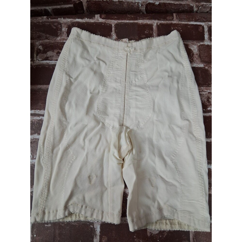Vintage SWING Venus Ivory Girdle Shaper Shapewear MEDIUM 27-28 Pull On Tummy